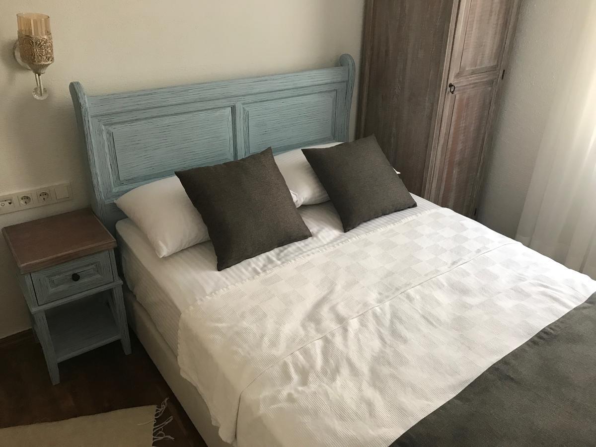 Ayshe Hotel Фоча Екстер'єр фото