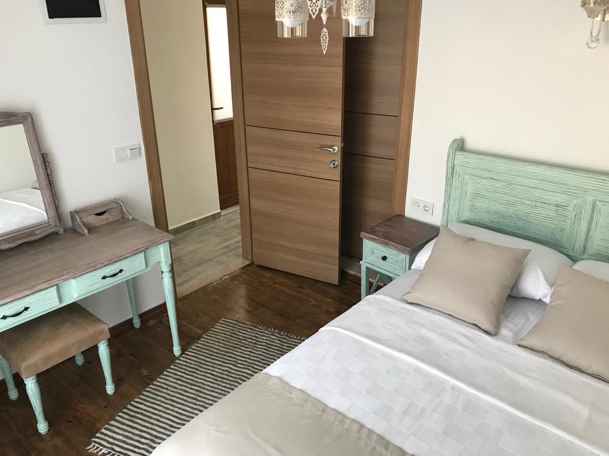 Ayshe Hotel Фоча Екстер'єр фото